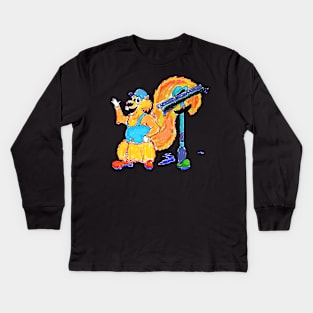 Window cleaning Squirrel and his squeegee Kids Long Sleeve T-Shirt